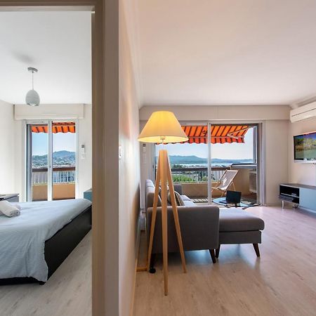 Le Cadet - Vue Panoramique Ville Et Baie De Sanary Sur Mer, Parking & Terrasse - 2 A 4 Pers 外观 照片