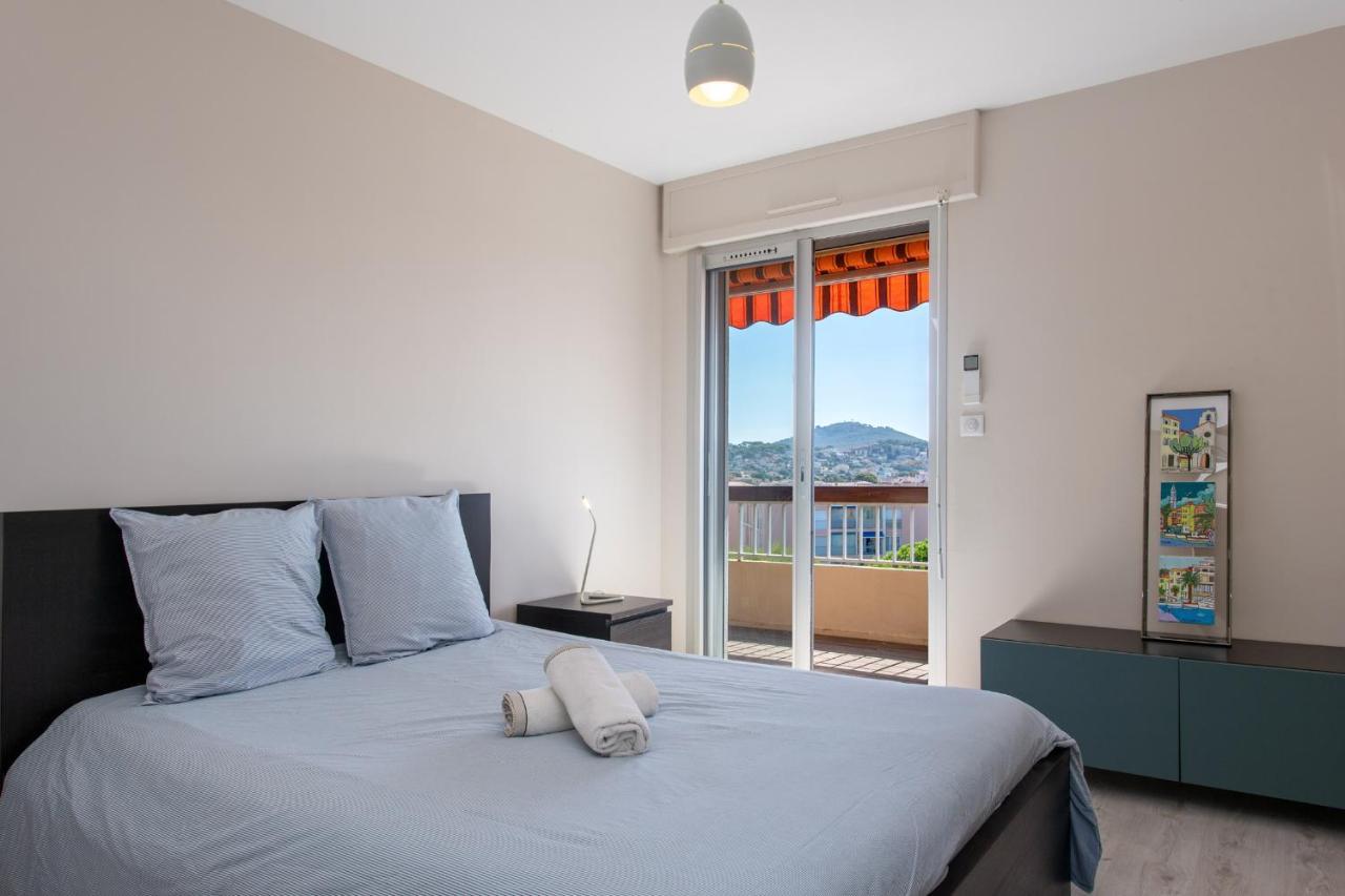 Le Cadet - Vue Panoramique Ville Et Baie De Sanary Sur Mer, Parking & Terrasse - 2 A 4 Pers 外观 照片
